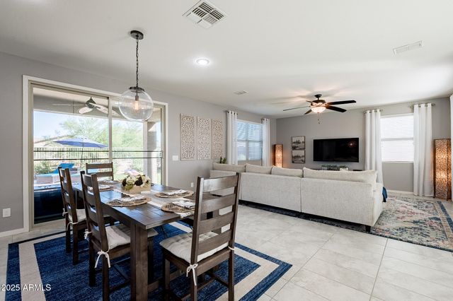 37435 N GLEN ECHO Drive, San Tan Valley, AZ 85140