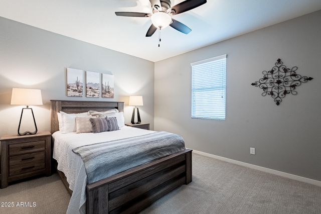 37435 N GLEN ECHO Drive, San Tan Valley, AZ 85140