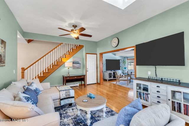 8 Bartine Street, Toms River, NJ 08753