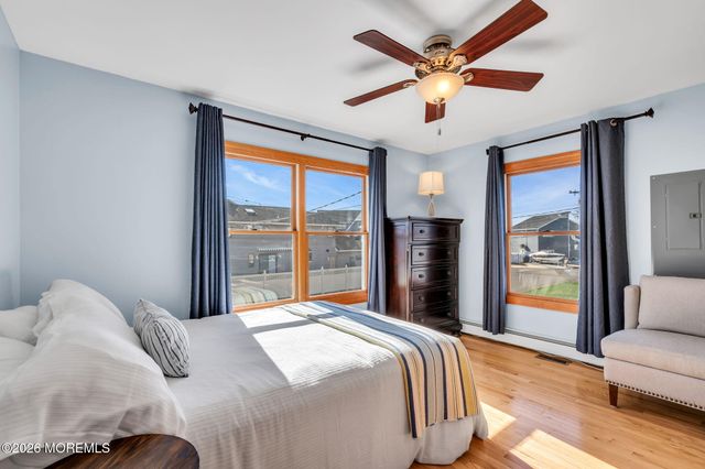 8 Bartine Street, Toms River, NJ 08753