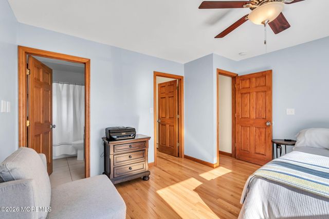 8 Bartine Street, Toms River, NJ 08753