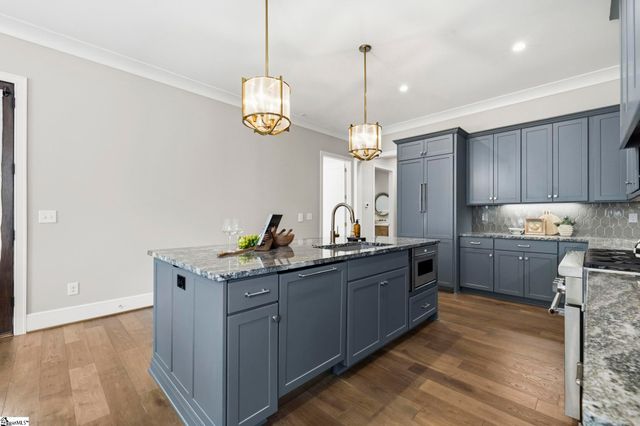 2 Topper Drive, Greenville, SC 29615