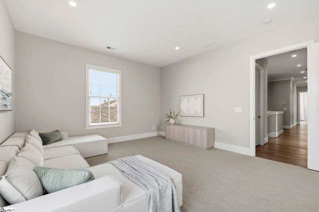 2 Topper Drive, Greenville, SC 29615