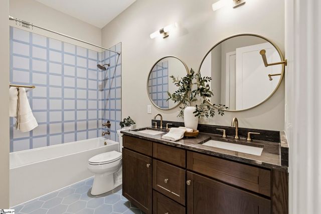 2 Topper Drive, Greenville, SC 29615