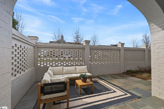 2 Topper Drive, Greenville, SC 29615