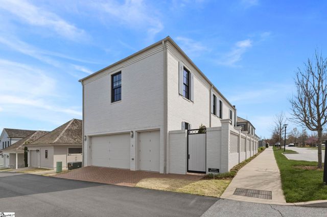 2 Topper Drive, Greenville, SC 29615