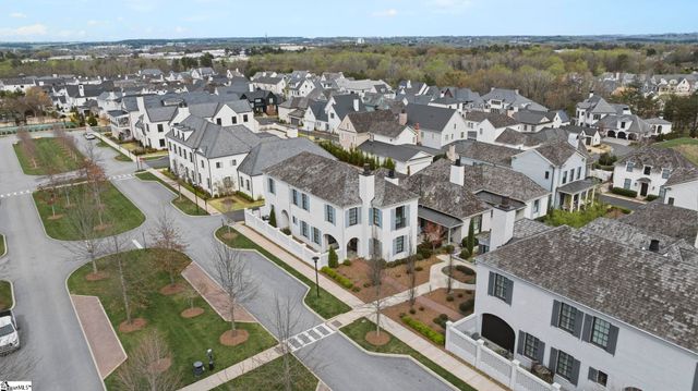 2 Topper Drive, Greenville, SC 29615