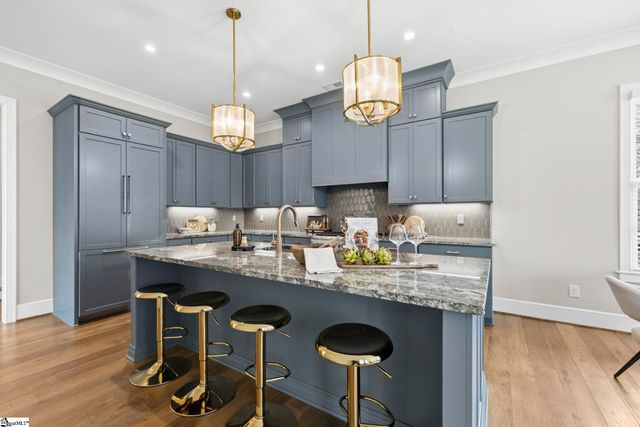 2 Topper Drive, Greenville, SC 29615