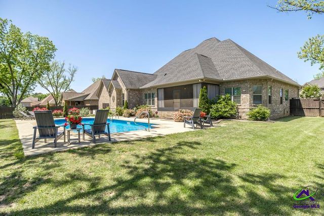 406 Southern Woods Trail, Kathleen, GA 31047
