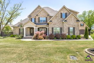 406 Southern Woods Trail, Kathleen, GA 31047