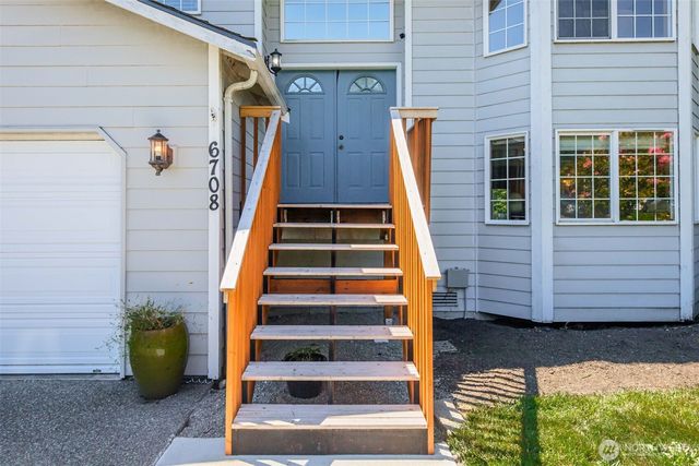 6708 75th Drive NE, Marysville, WA 98270
