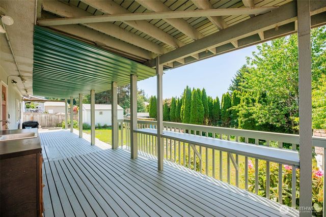 6708 75th Drive NE, Marysville, WA 98270