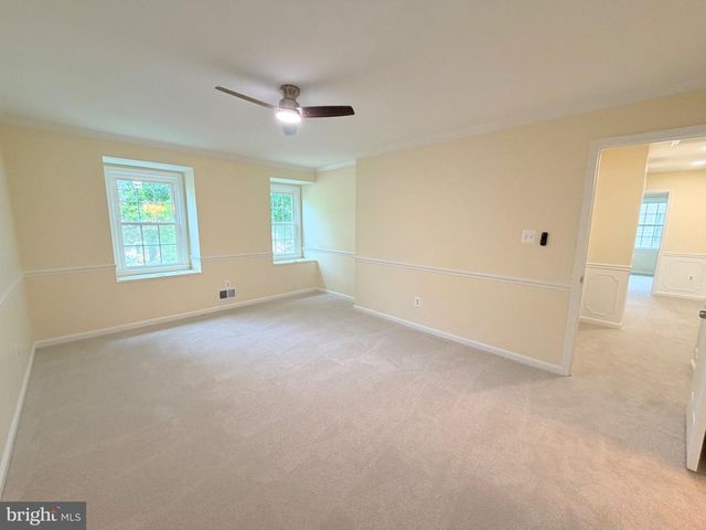8853 APPLECROSS LN, Springfield, VA 22153