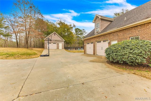 2024 Red Hawk Road, Prattville, AL 36067