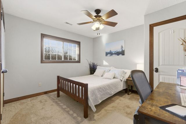 19 Mikayla Dr Drive, Lampe, MO 65681