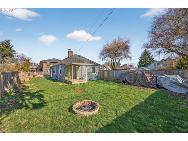 6505 N KNOWLES Ave, Portland, OR 97217