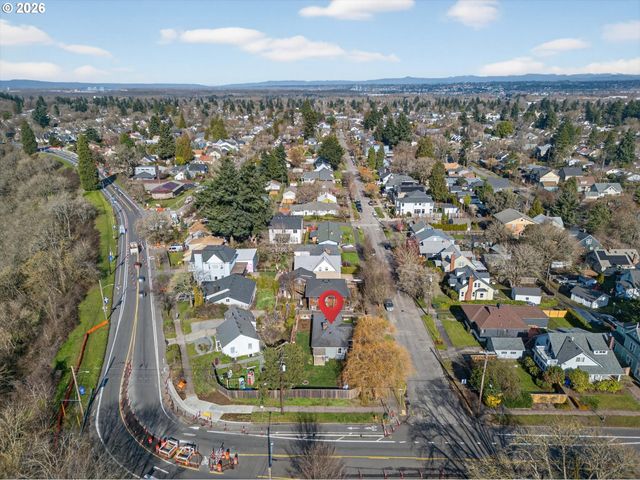 6505 N KNOWLES Ave, Portland, OR 97217