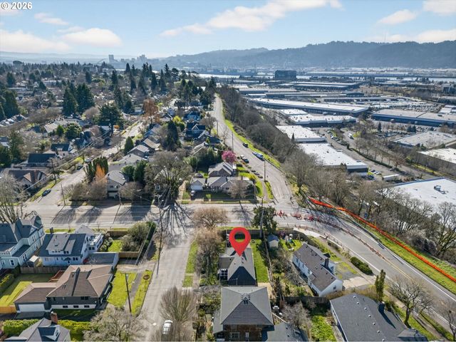 6505 N KNOWLES Ave, Portland, OR 97217