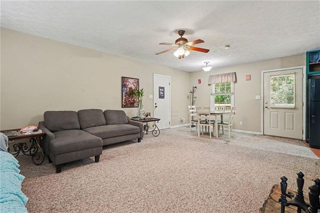 3574 Broxton Lane, Snellville, GA 30039