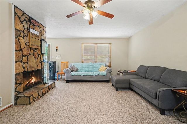 3574 Broxton Lane, Snellville, GA 30039