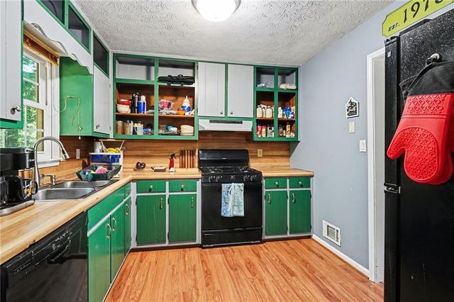 3574 Broxton Lane, Snellville, GA 30039