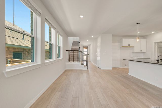 120 ARLO PT, New Braunfels, TX 78130