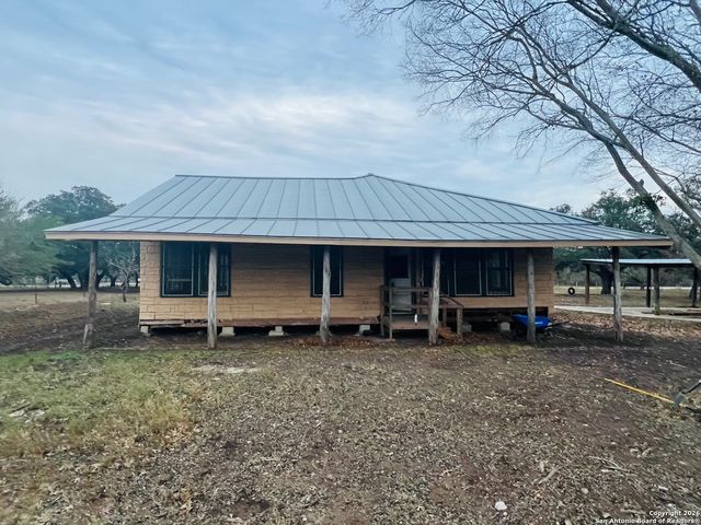 313 County Road 468, Castroville, TX 78009