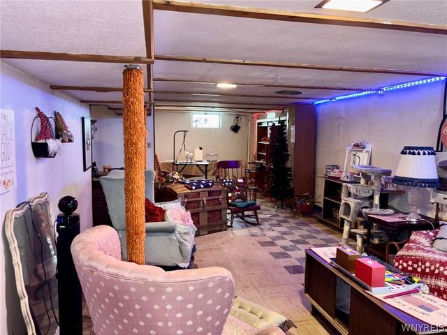 793 Sherwood Court, Cheektowaga, NY 14043
