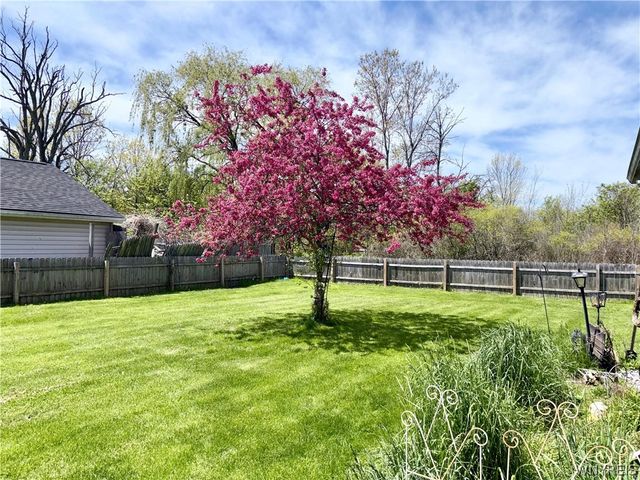 793 Sherwood Court, Cheektowaga, NY 14043