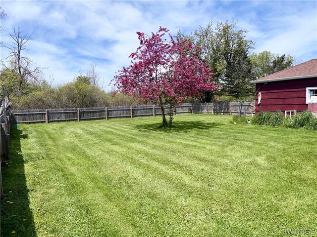 793 Sherwood Court, Cheektowaga, NY 14043