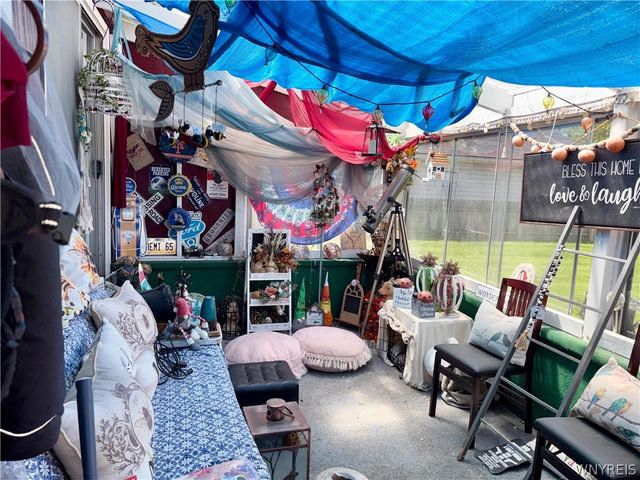 793 Sherwood Court, Cheektowaga, NY 14043