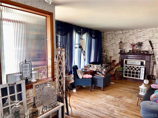 793 Sherwood Court, Cheektowaga, NY 14043