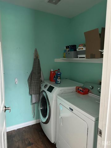 9906 Pyramid Peak Drive, Bakersfield, CA 93311