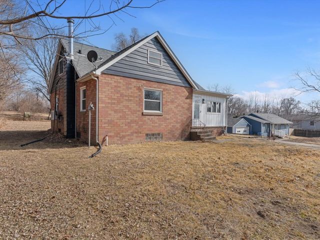 3525 Fair Avenue, Davenport, IA 52806