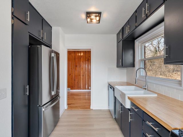 3525 Fair Avenue, Davenport, IA 52806