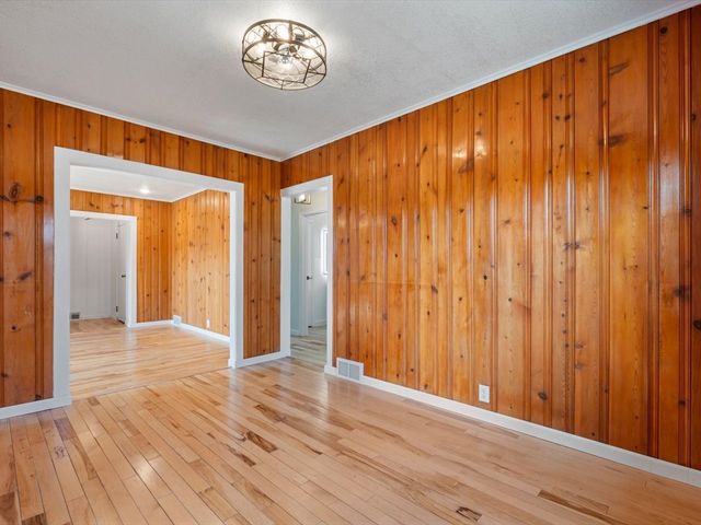 3525 Fair Avenue, Davenport, IA 52806