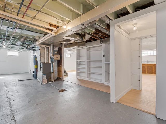 3525 Fair Avenue, Davenport, IA 52806