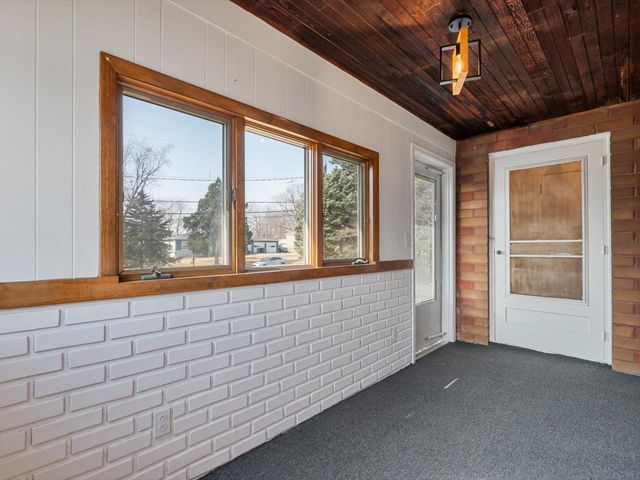 3525 Fair Avenue, Davenport, IA 52806