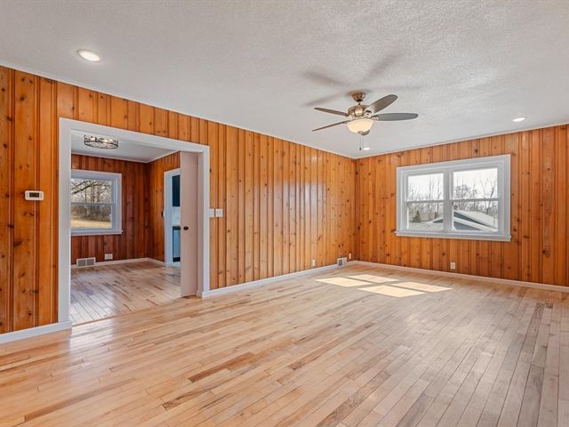 3525 Fair Avenue, Davenport, IA 52806