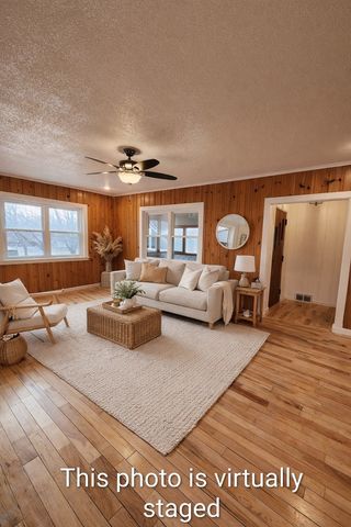 3525 Fair Avenue, Davenport, IA 52806