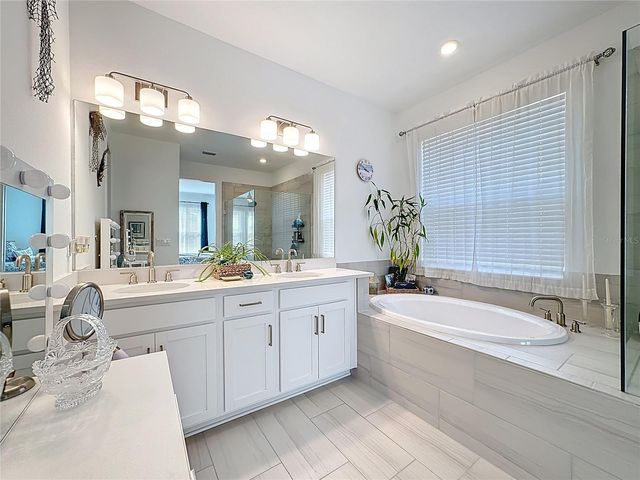 5635 BLUE REEF PLACE, Nokomis, FL 34275