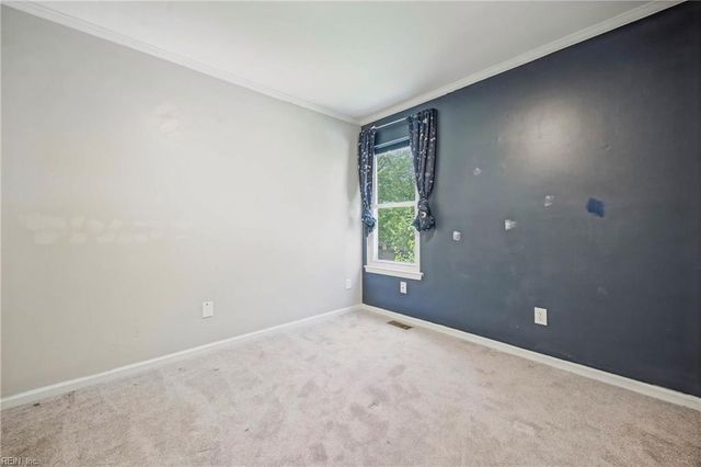 1001 S Scarlet Oak CT, Chesapeake, VA 23320