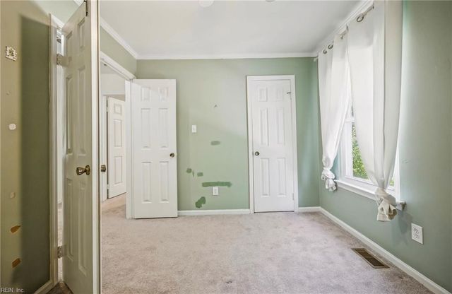 1001 S Scarlet Oak CT, Chesapeake, VA 23320