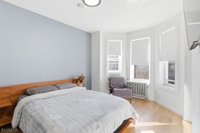 527 N 3Rd St, East Newark Boro, NJ 07029