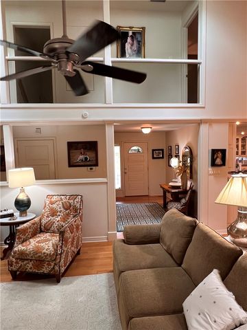 1402 Normandy Circle, Russellville, AR 72802