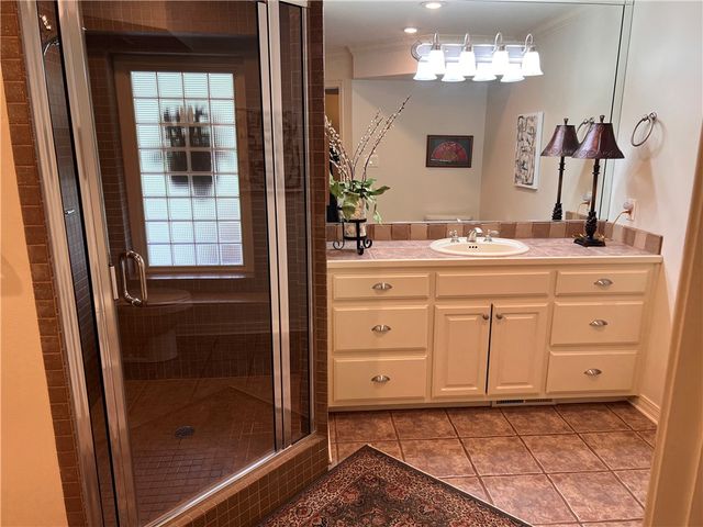 1402 Normandy Circle, Russellville, AR 72802