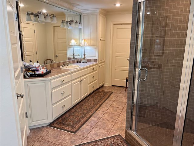1402 Normandy Circle, Russellville, AR 72802