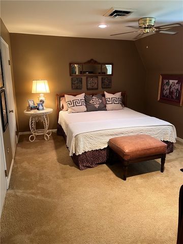 1402 Normandy Circle, Russellville, AR 72802