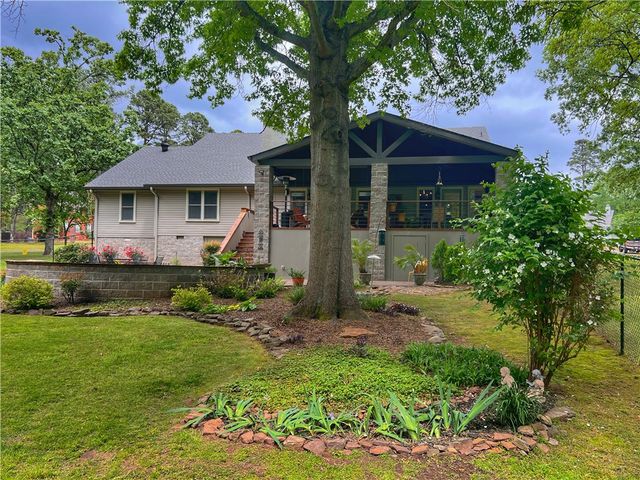 1402 Normandy Circle, Russellville, AR 72802