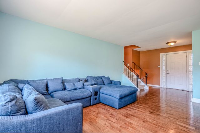 3411 Montmarte Avenue, Hazel Crest, IL 60429